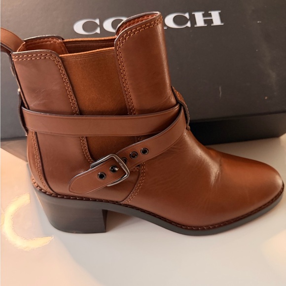 Coach Women's Brown Leather Ankle Booties - Picture 4 of 6